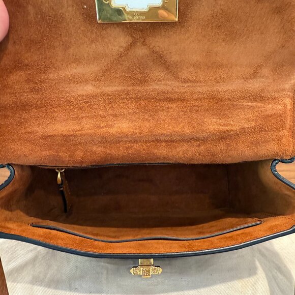 Valentino Rockstud Shoulder Bag in Cognac Brown with Gold Rockstuds - Picture 9 of 12